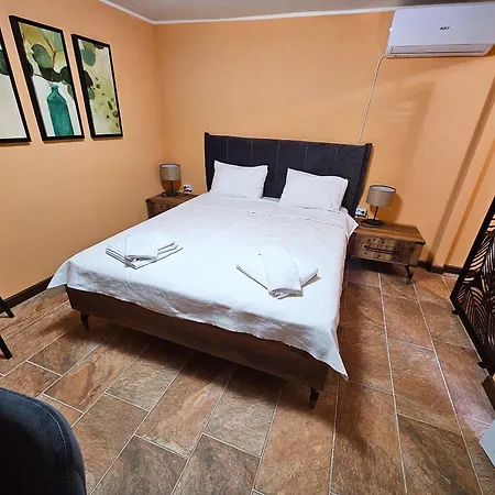 Alen Mak Forest Lipnik