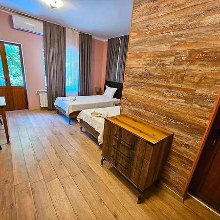 Alen Mak Forest Lipnik