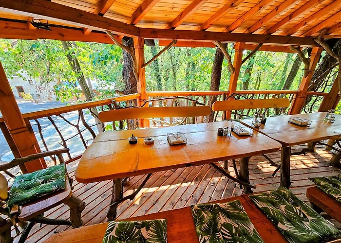 Alen Mak Forest ホテル 2*